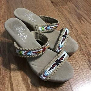 *****NWOT**** Beaded Wedges